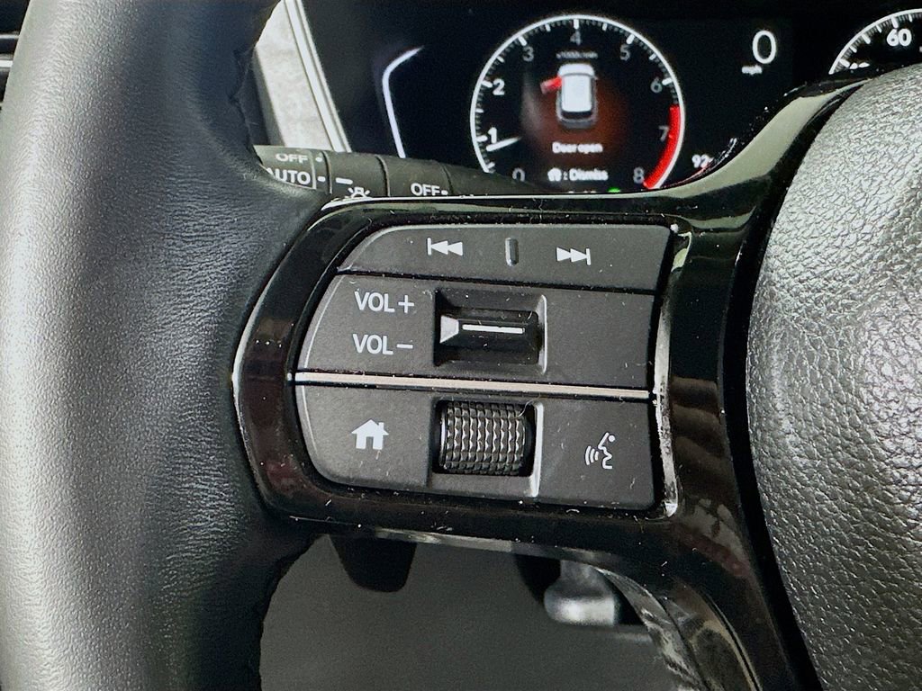 Used 2023 Honda Pilot Touring image 24