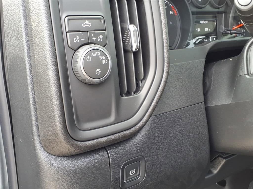 New 2026 Chevrolet Silverado 1500 Custom w/ Turbomax Blackout Package RWD image 15