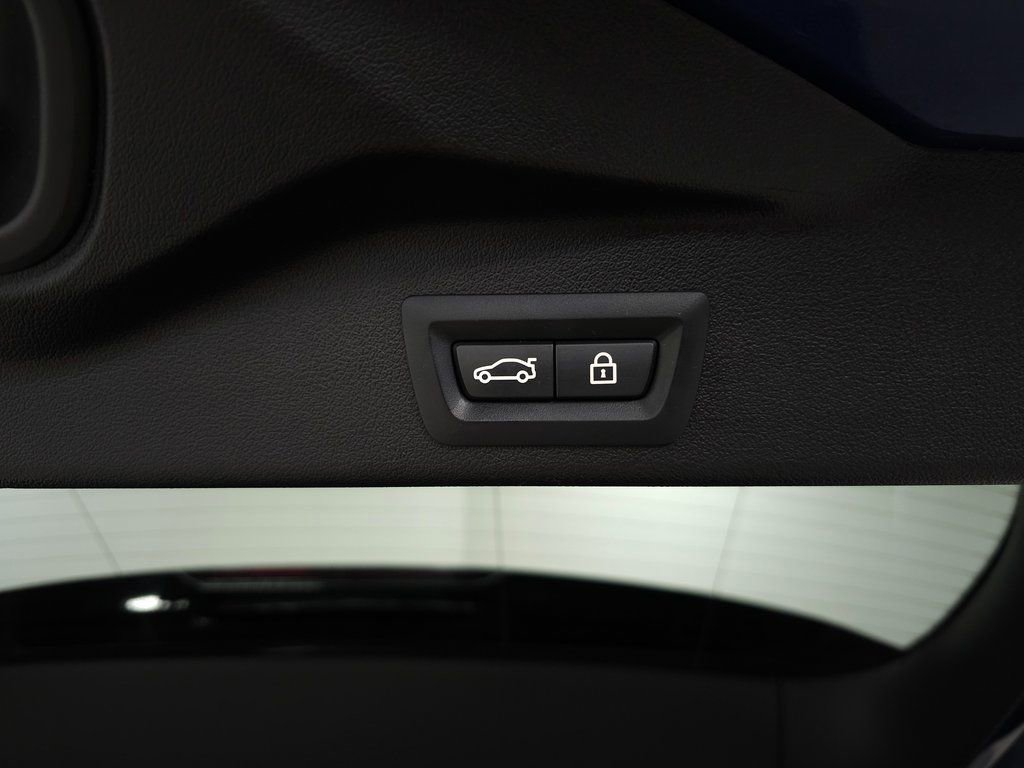 Used 2019 BMW X5 xDrive50i w/ Premium Package 2 AWD/4WD image 9