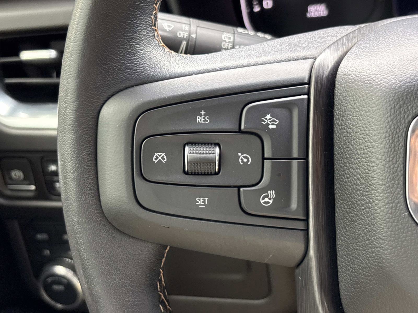 Certified 2021 GMC Yukon AT4 w/ Rear Media and Nav Package AWD/4WD image 19