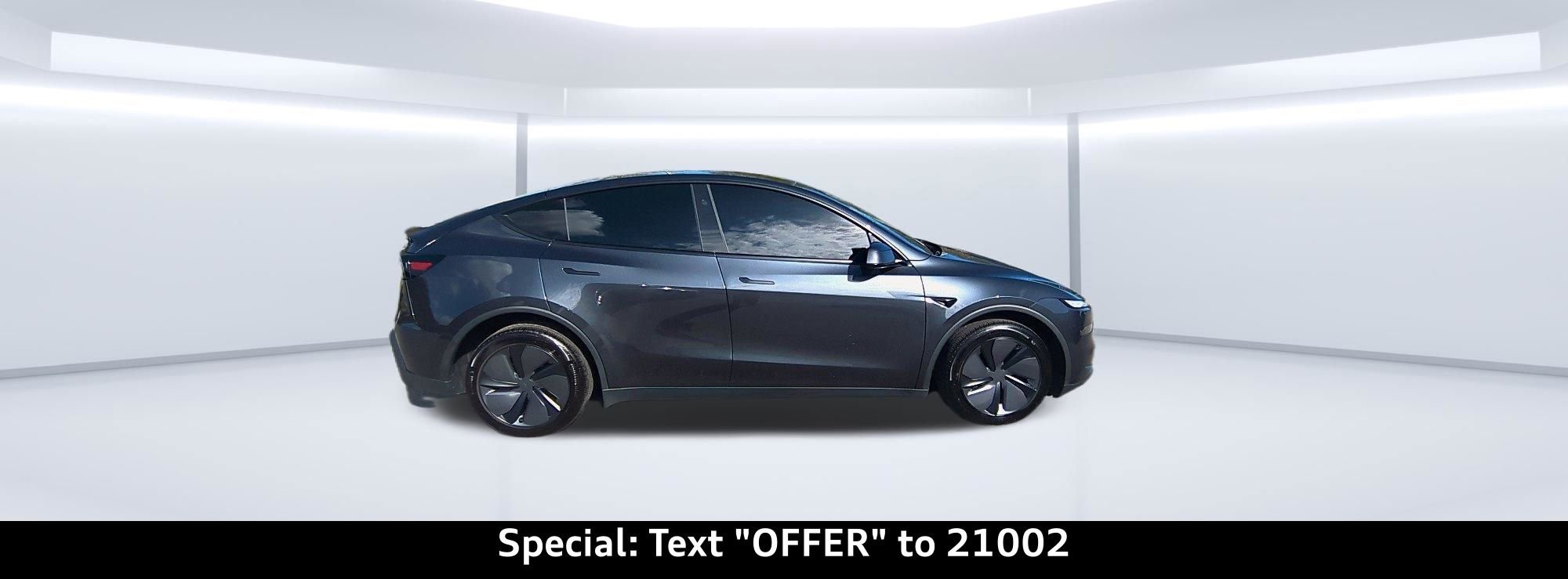 Used 2026 Tesla Model Y 2WD image 36