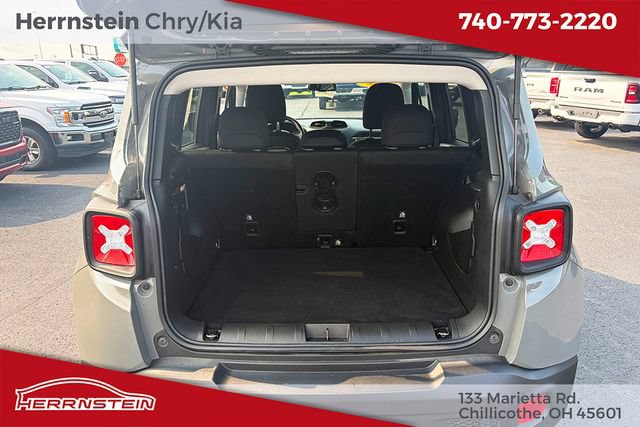 Used 2022 Jeep Renegade Trailhawk AWD/4WD image 24
