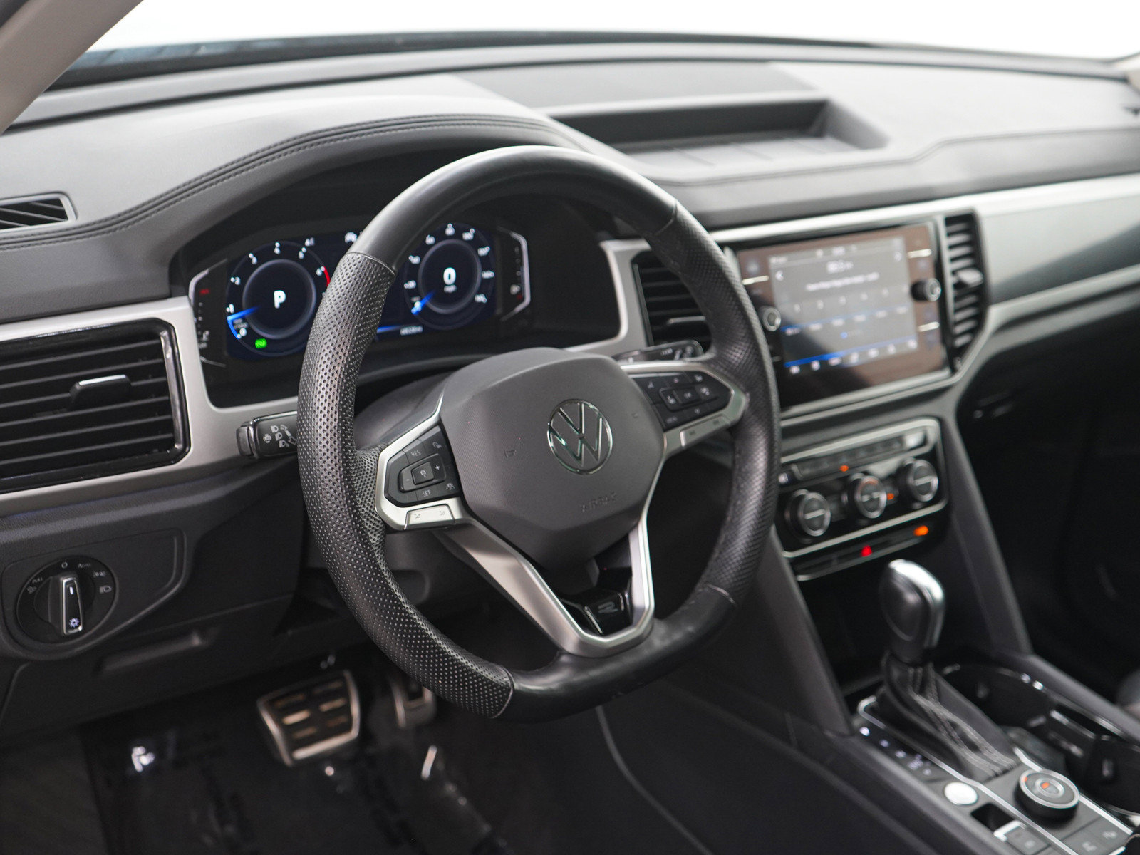 Used 2022 Volkswagen Atlas SEL Premium AWD/4WD image 23