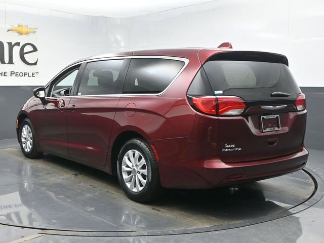 Used 2017 Chrysler Pacifica Touring w/ Tire & Wheel Group image 35