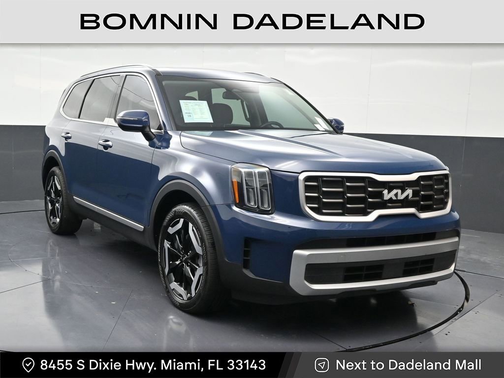 Used 2025 Kia Telluride S image 8
