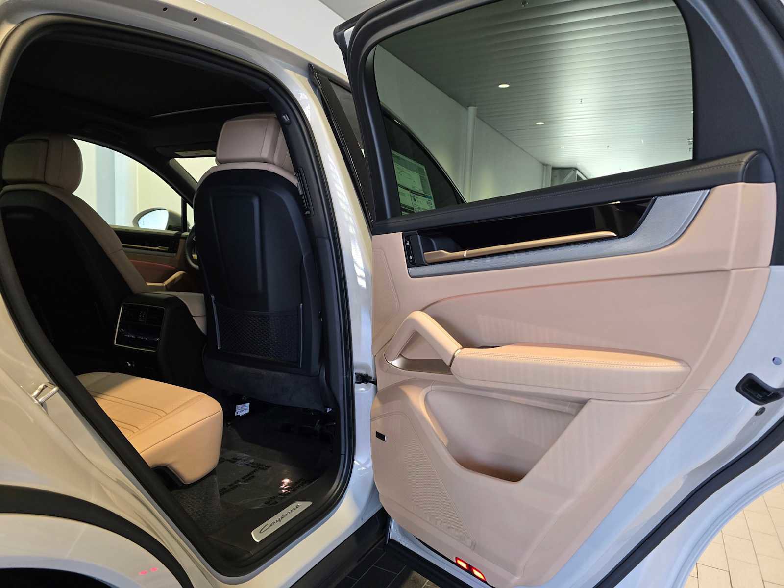 New 2026 Porsche Cayenne S image 16