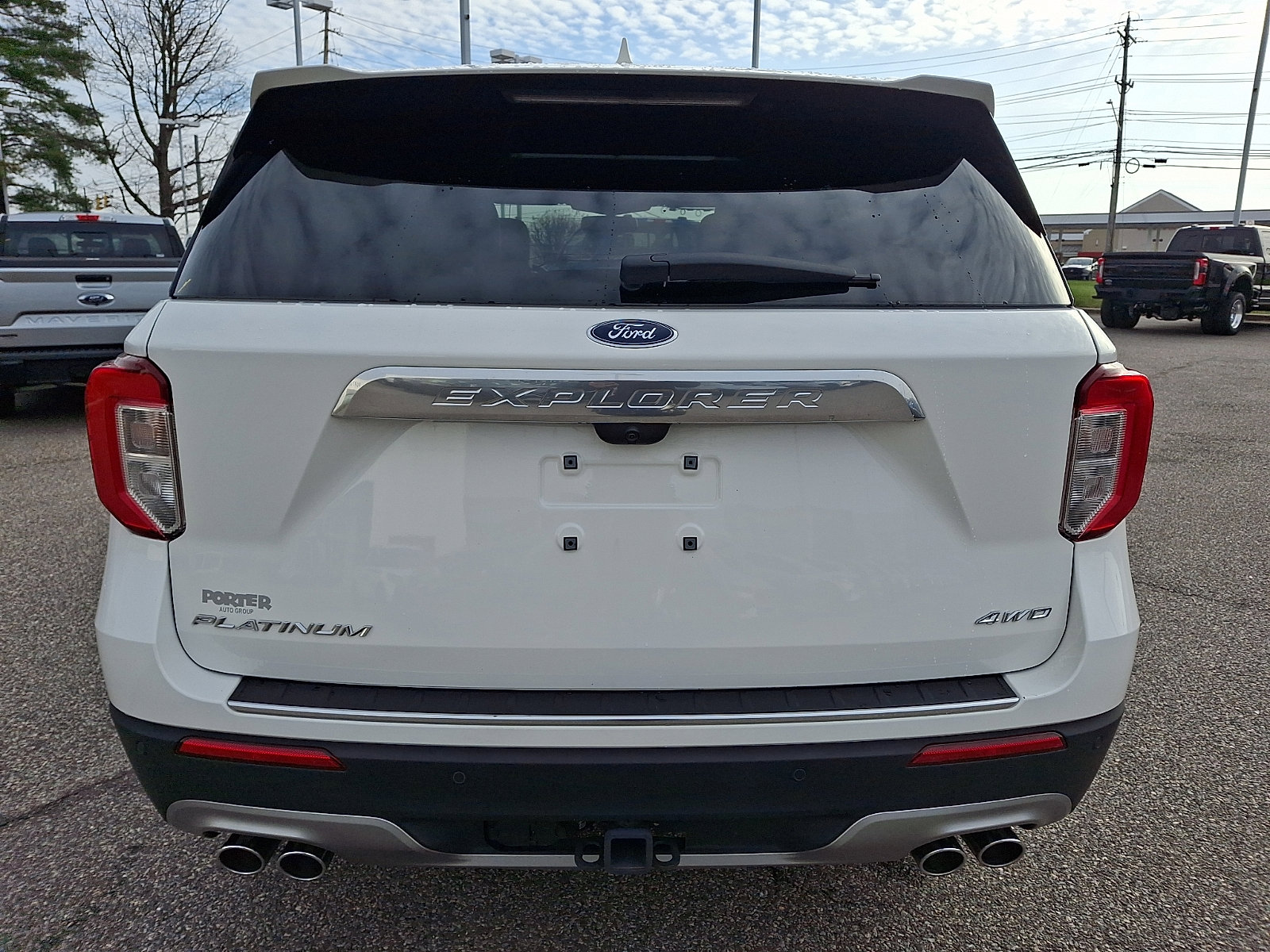 Certified 2023 Ford Explorer Platinum w/ Technology Package image 9