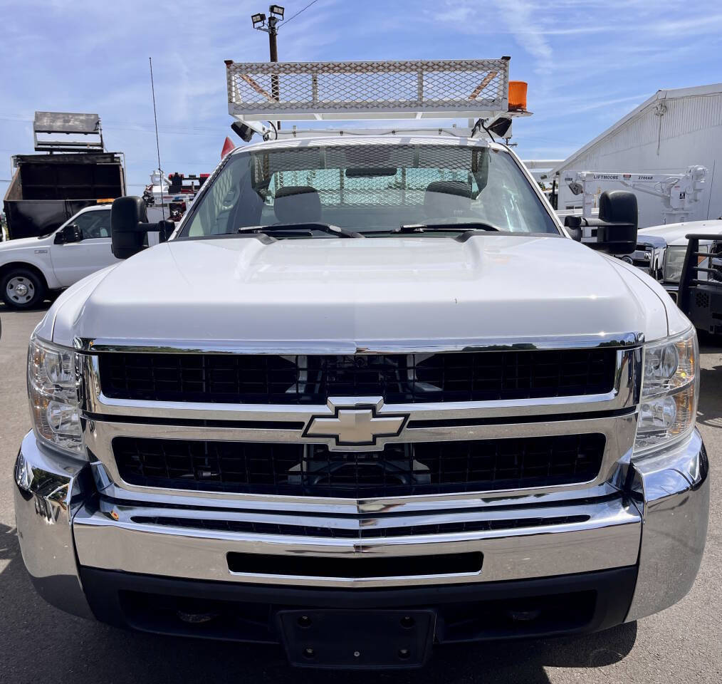 Used 2008 Chevrolet Silverado 2500 W/T RWD image 2