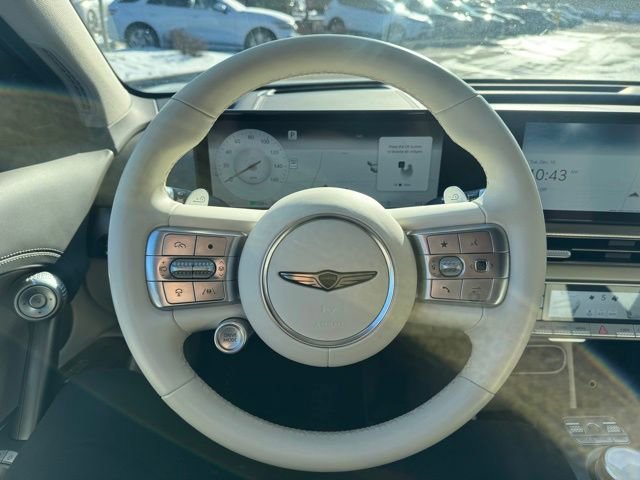 Used 2023 Genesis GV60 Advanced image 25