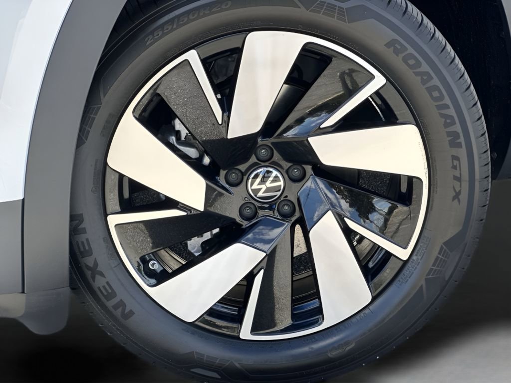 New 2026 Volkswagen Atlas Cross Sport SE image 10