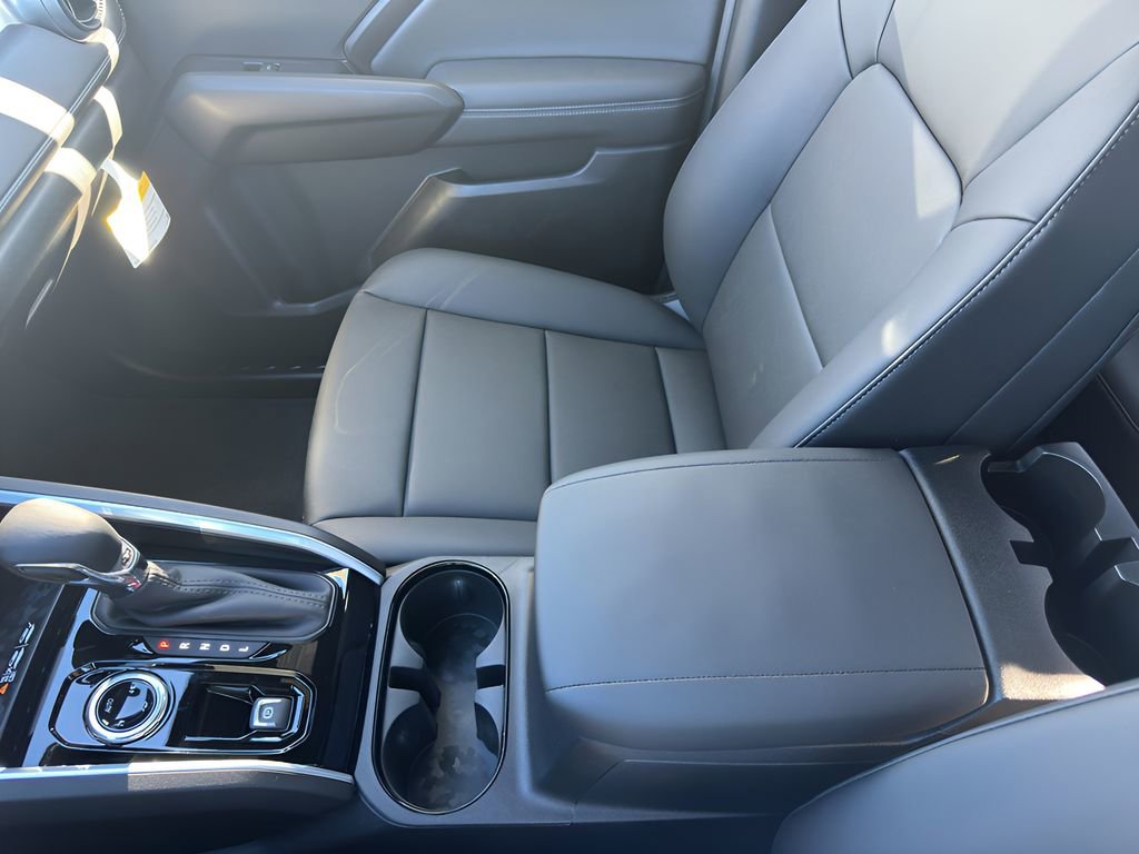 New 2026 Chevrolet Colorado LT w/ LT Convenience Package image 11
