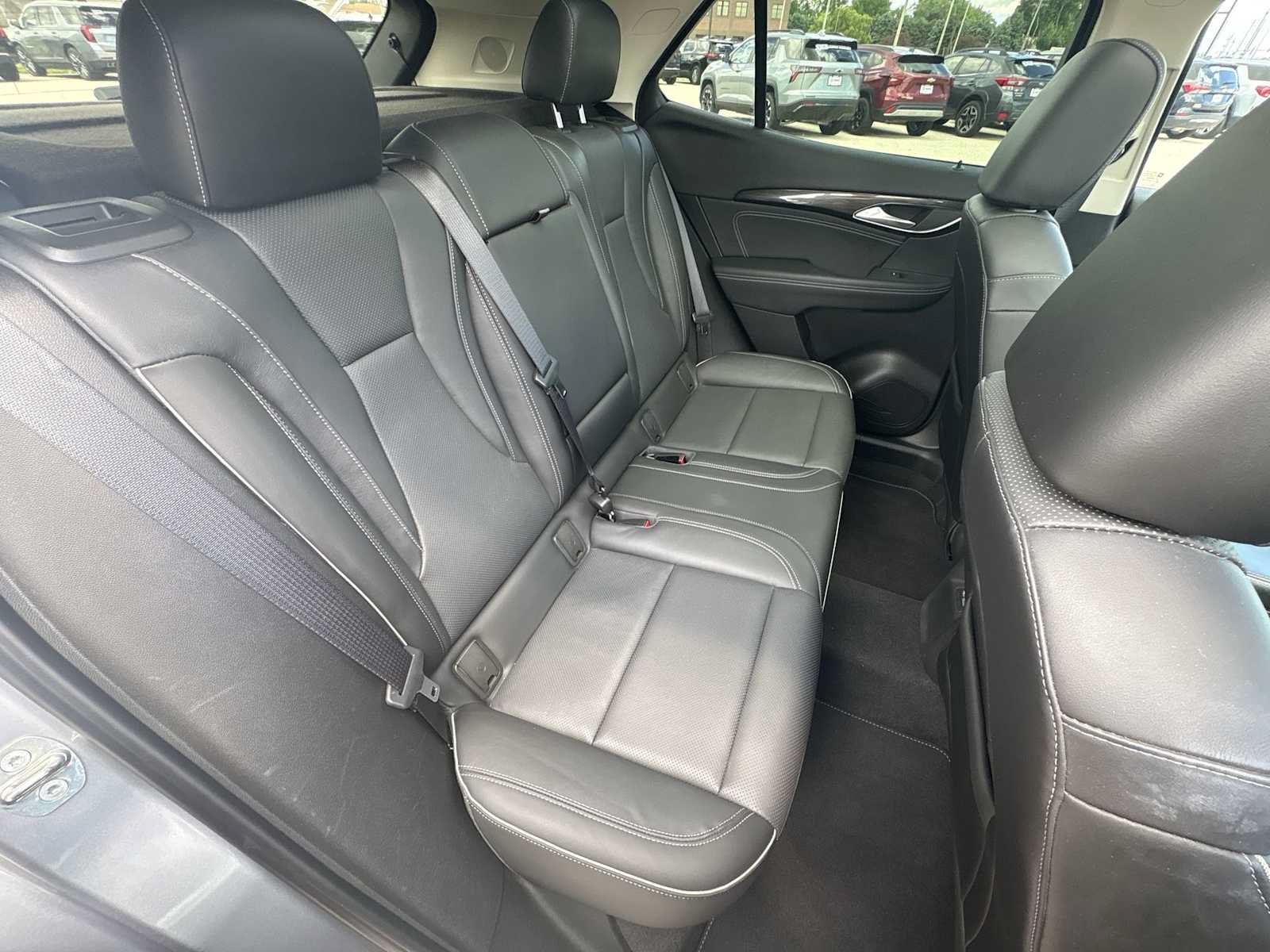 Used 2021 Buick Envision Essence w/ Sport Touring Package FWD image 28