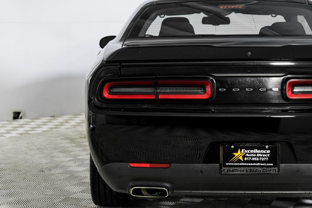 Used 2023 Dodge Challenger GT RWD image 40