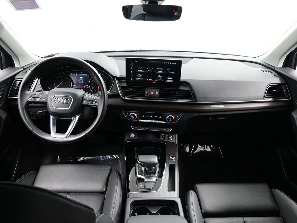 Used 2024 Audi Q5 2.0T Premium w/ Convenience Package image 35