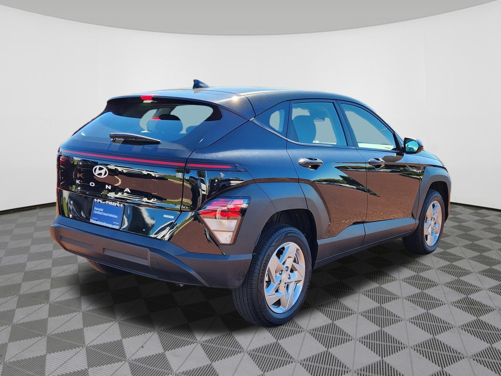 Certified 2026 Hyundai Kona SE AWD/4WD image 4