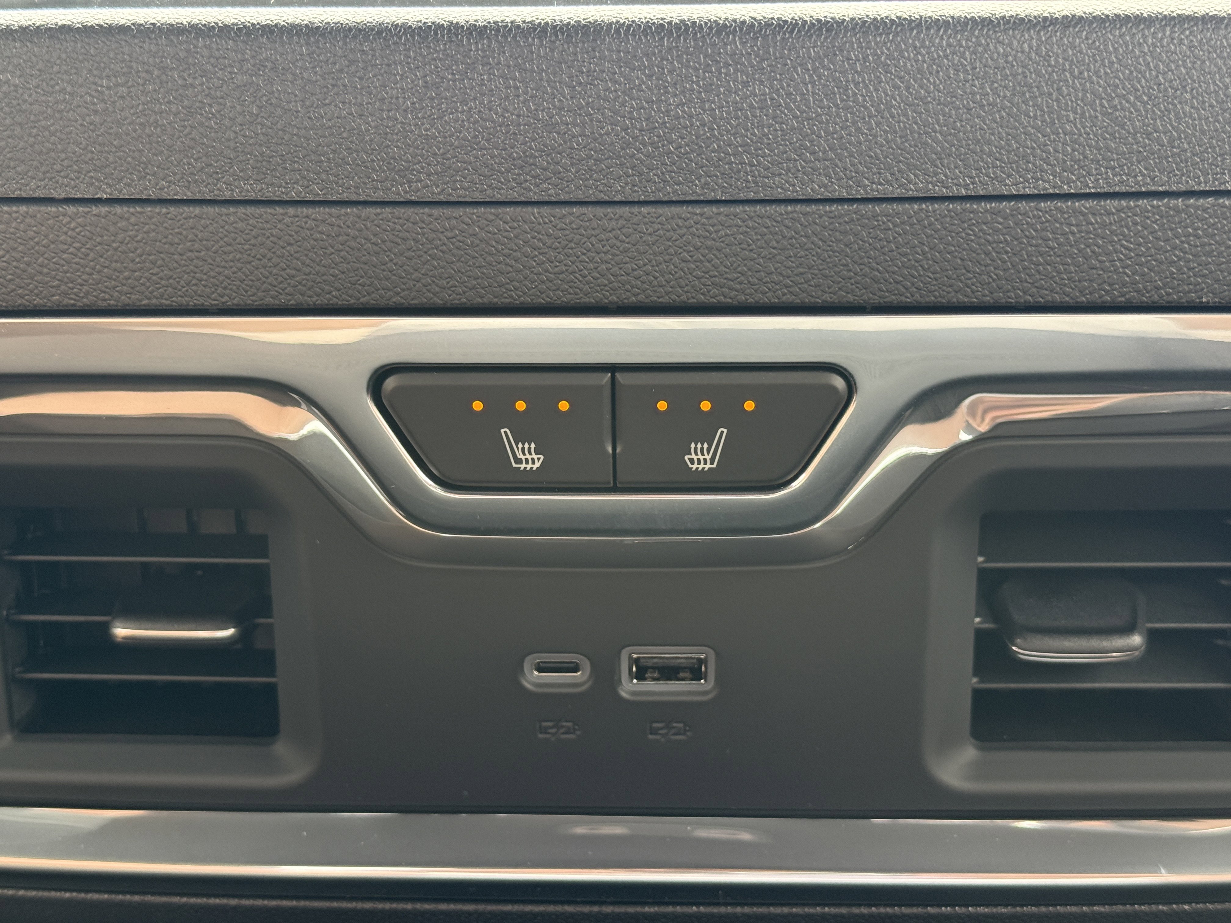 New 2026 GMC Sierra 1500 SLT w/ SLT Premium Package image 25