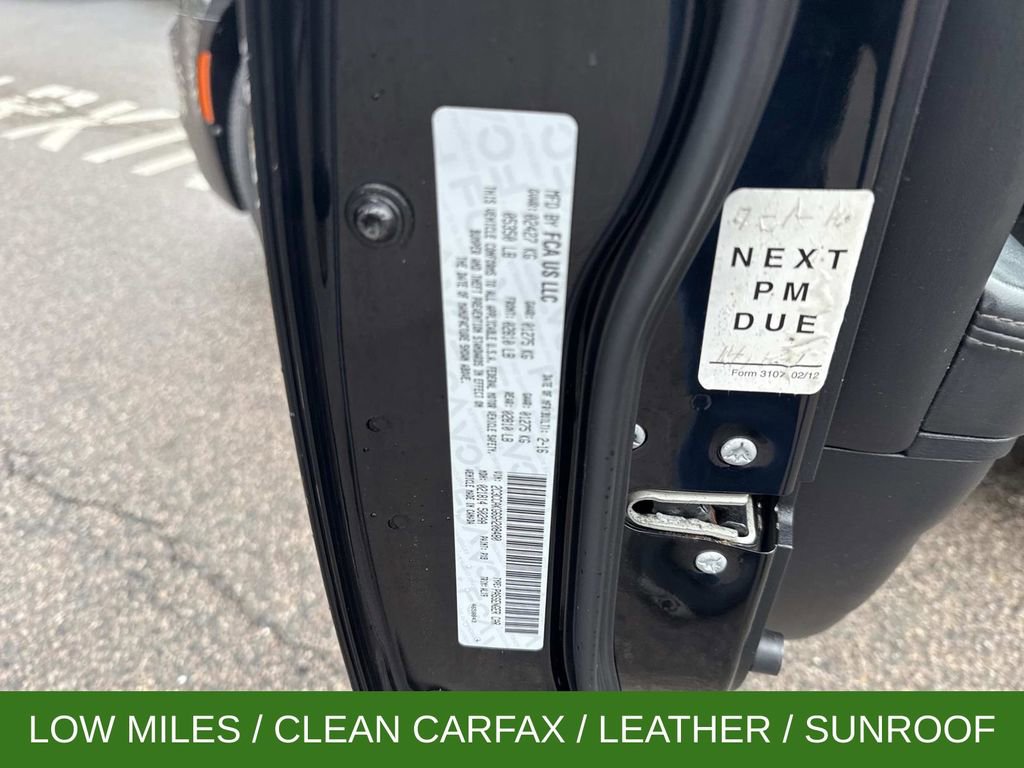 Used 2016 Chrysler 300 C image 19