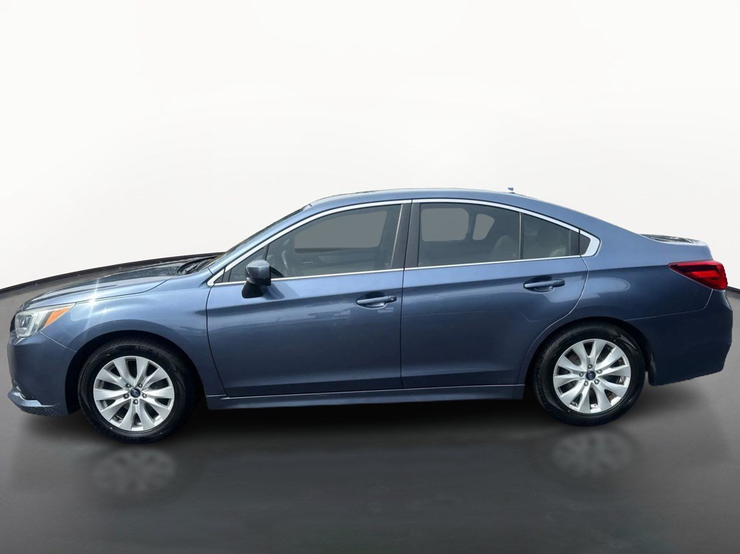 Used 2017 Subaru Legacy 2.5i Premium AWD/4WD image 6