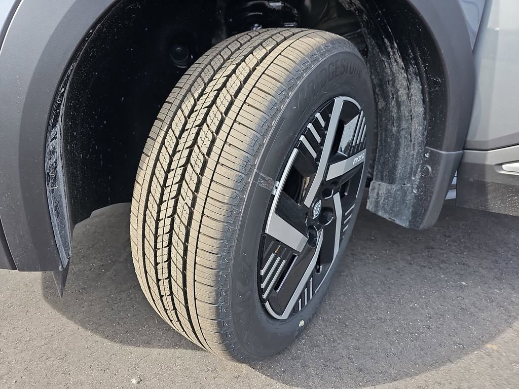 New 2026 Nissan Kicks SV w/ SV Premium Package FWD image 33