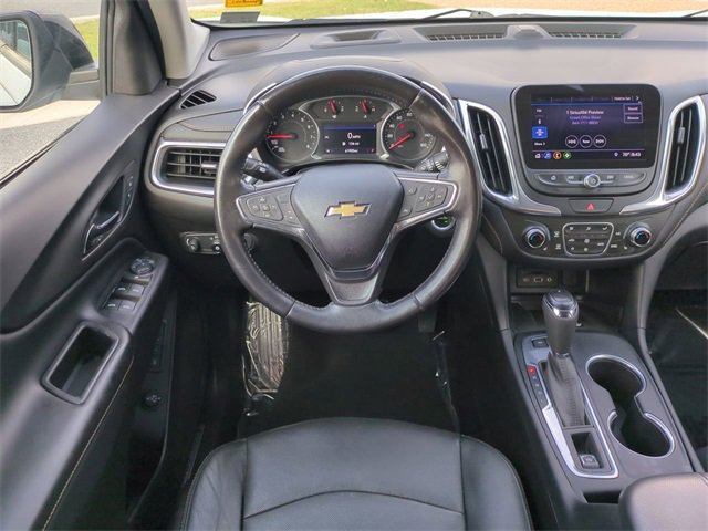Used 2020 Chevrolet Equinox Premier w/ Premier Redline Edition image 16