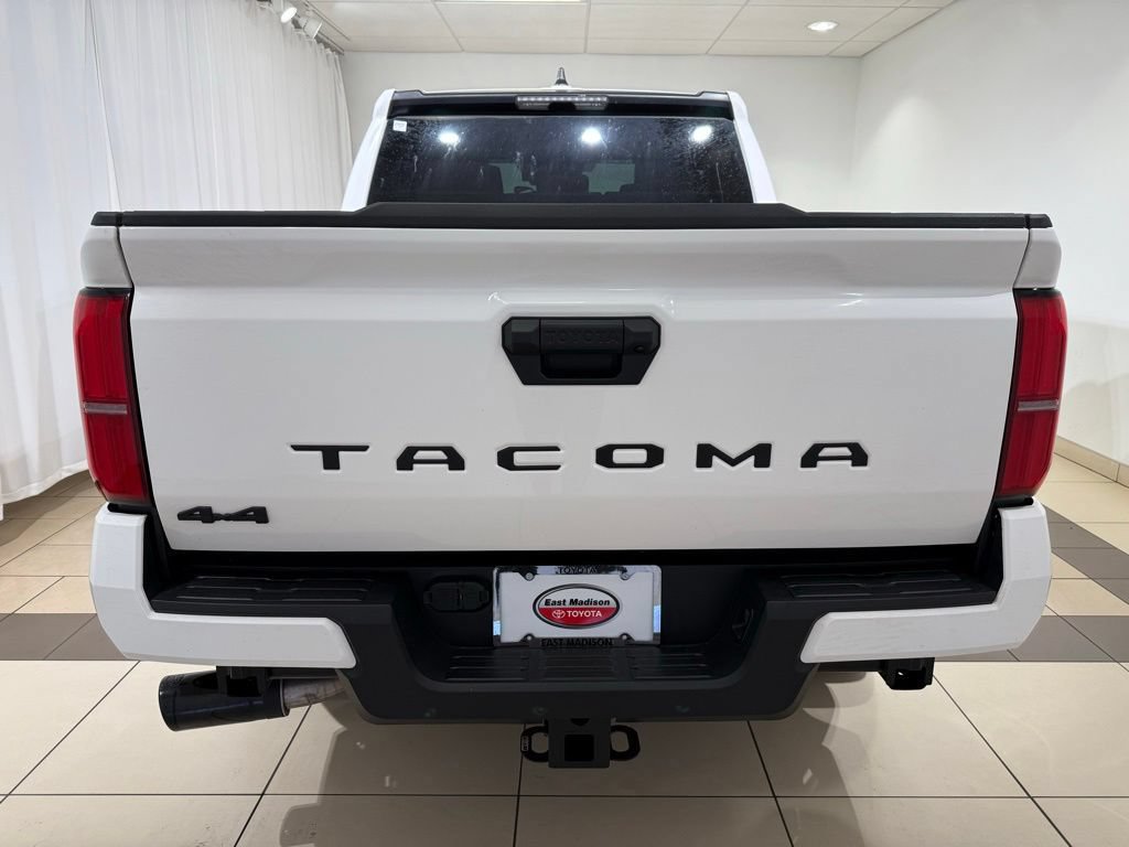New 2026 Toyota Tacoma SR5 AWD/4WD image 4