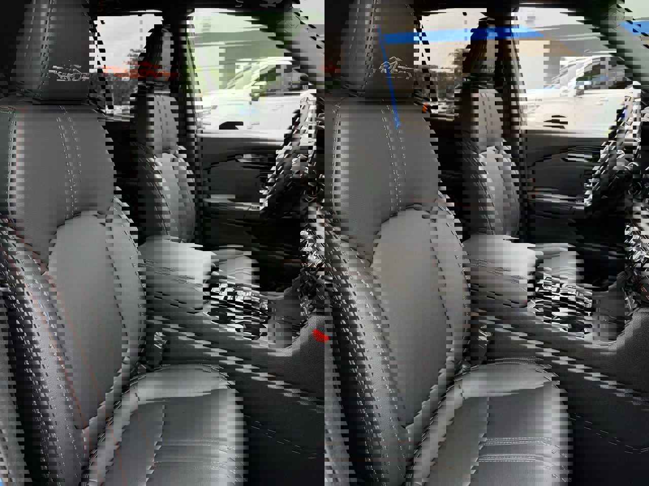 Used 2023 Honda Pilot TrailSport image 24