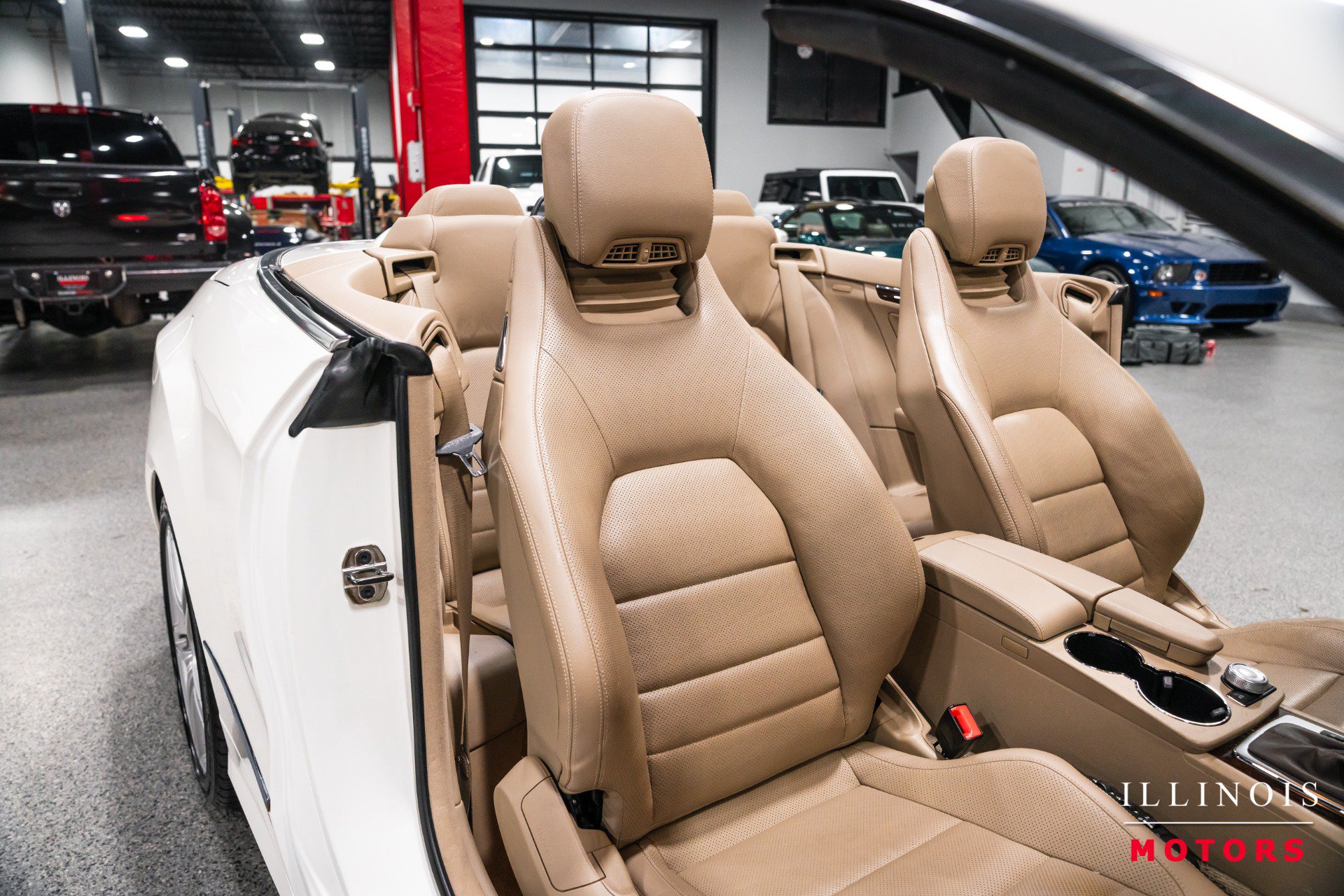 Used 2011 Mercedes-Benz E 550 Cabriolet image 29