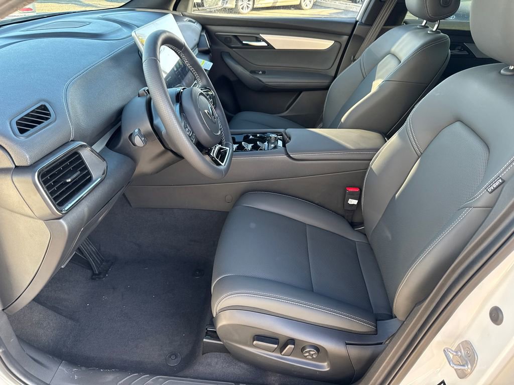 New 2025 VinFast VF 8 Plus AWD/4WD image 25