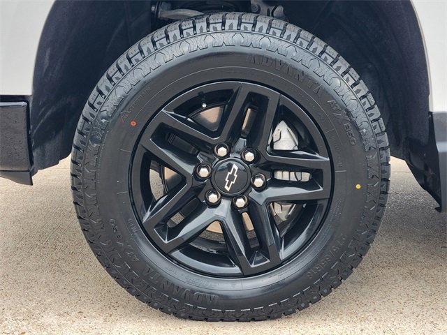 Used 2023 Chevrolet Silverado 1500 LT Trail Boss w/ Convenience Package II image 10