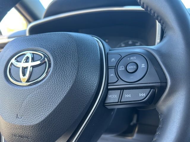 Used 2023 Toyota Corolla SE FWD image 18