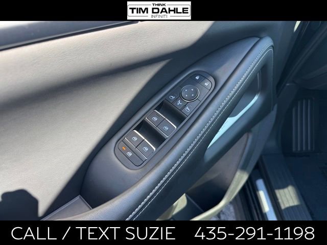 Used 2025 INFINITI QX60 Luxe w/ Lighting Package (N94) AWD/4WD image 11