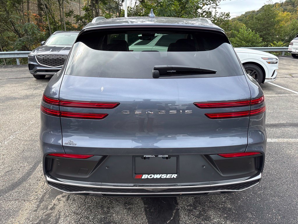 New 2027 Genesis GV70 2.5T Advanced AWD/4WD image 4