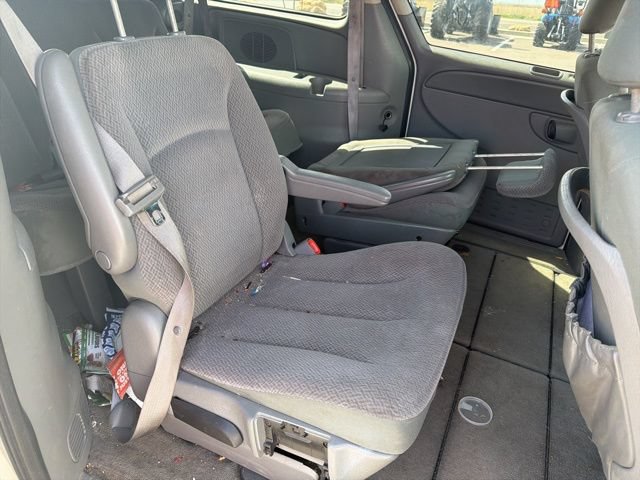 Used 2007 Dodge Grand Caravan SXT FWD image 16