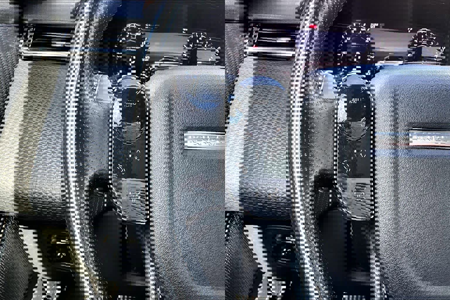 Used 2019 Land Rover Range Rover Velar R-Dynamic SE image 22