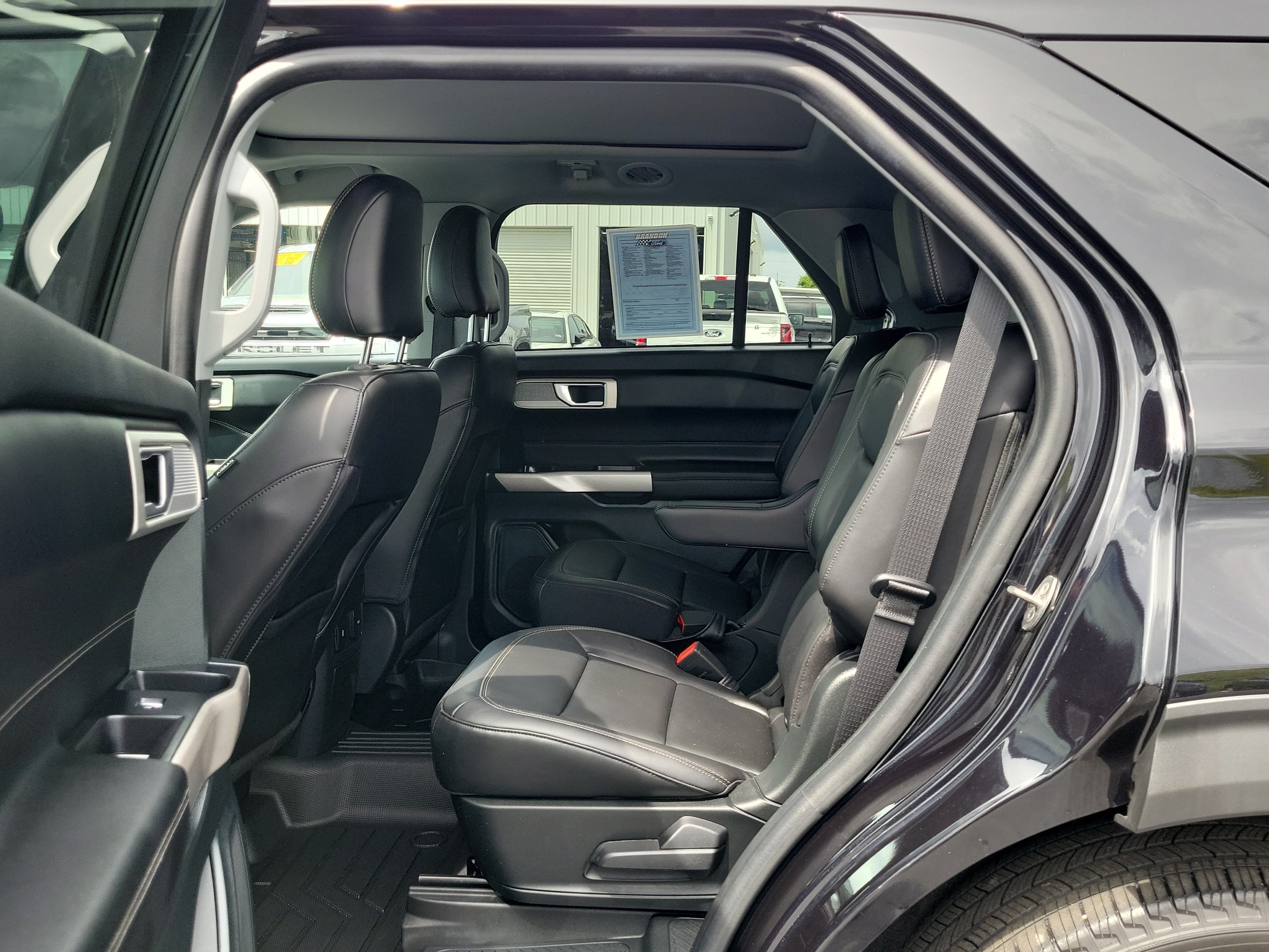 Certified 2023 Ford Explorer XLT w/ Equipment Group 202A RWD image 14