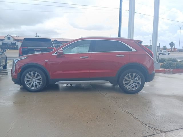 Used 2021 Cadillac XT4 Premium Luxury w/ Cold Weather Package FWD image 6