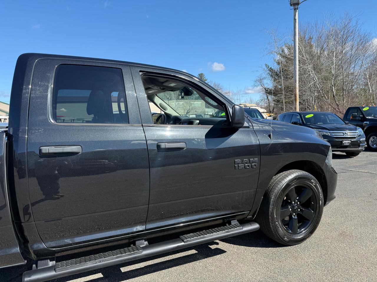 Used 2016 RAM 1500 Express w/ Black Ram 1500 Express Group image 12
