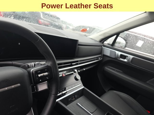 Used 2026 Hyundai Santa Fe SEL AWD/4WD image 13