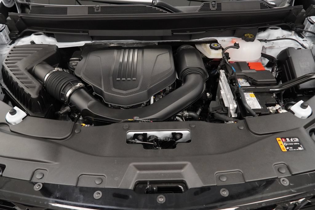 New 2027 Chevrolet Traverse RS w/ LPO, Floor Liner Package AWD/4WD image 42