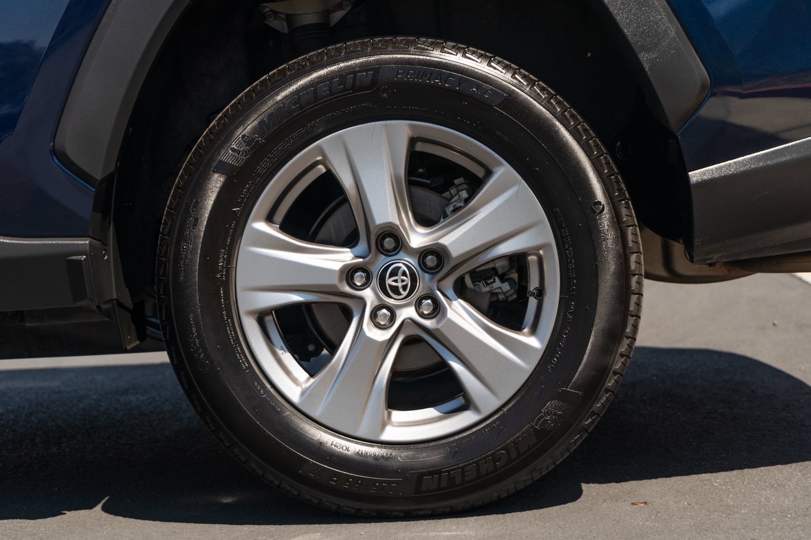 Certified 2025 Toyota RAV4 XLE FWD image 7