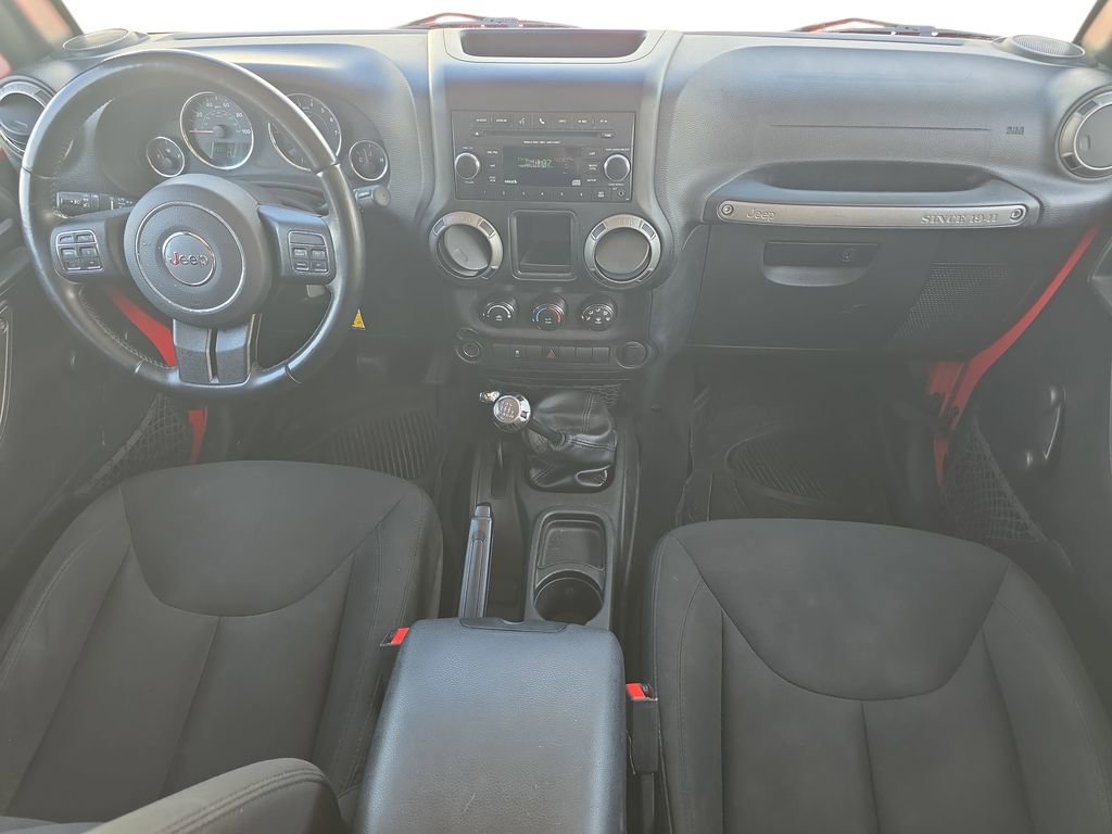 Used 2016 Jeep Wrangler Unlimited Sport w/ Connectivity Group image 9