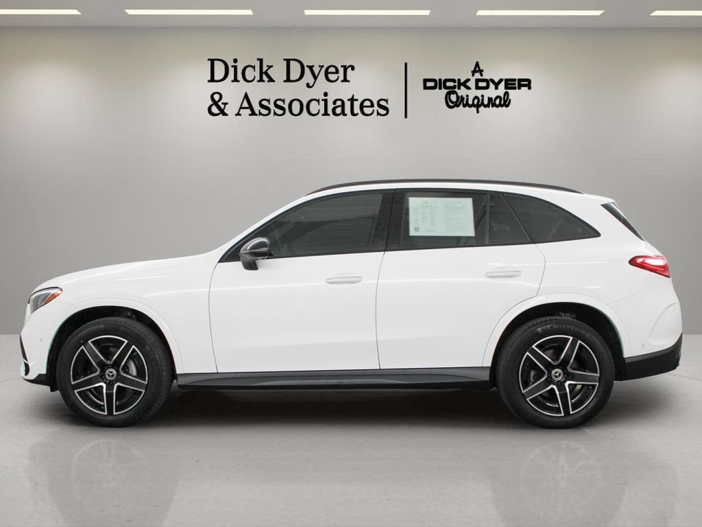 Used 2024 Mercedes-Benz GLC 300 image 15