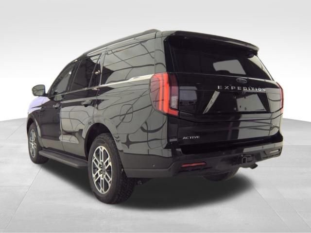 Used 2025 Ford Expedition Active AWD/4WD image 5