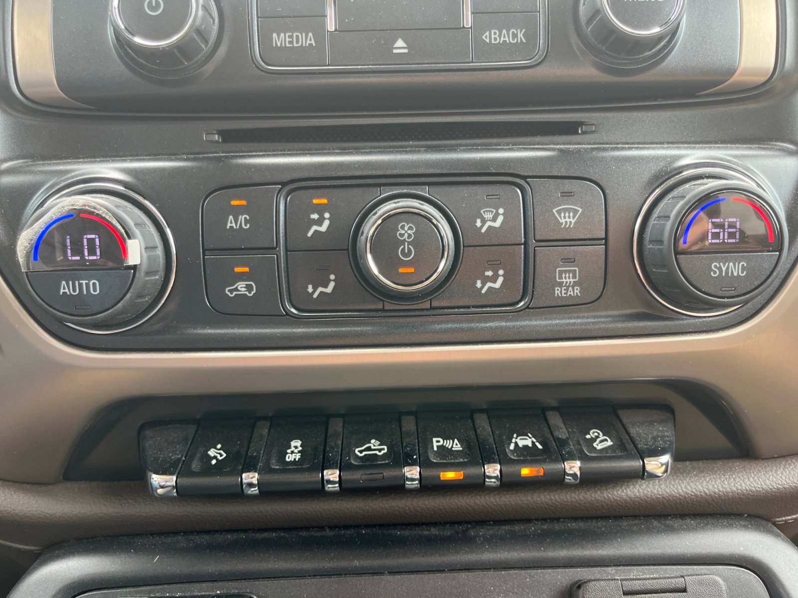 Used 2018 GMC Sierra 1500 Denali RWD image 15