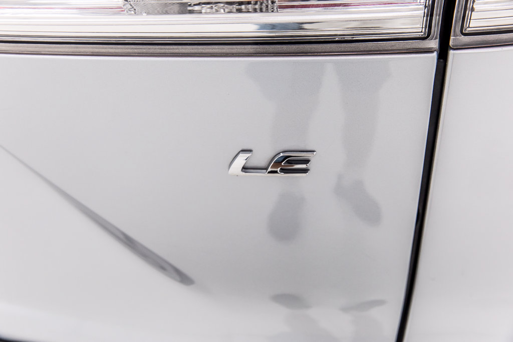 Used 2022 Toyota Corolla Cross LE FWD image 7