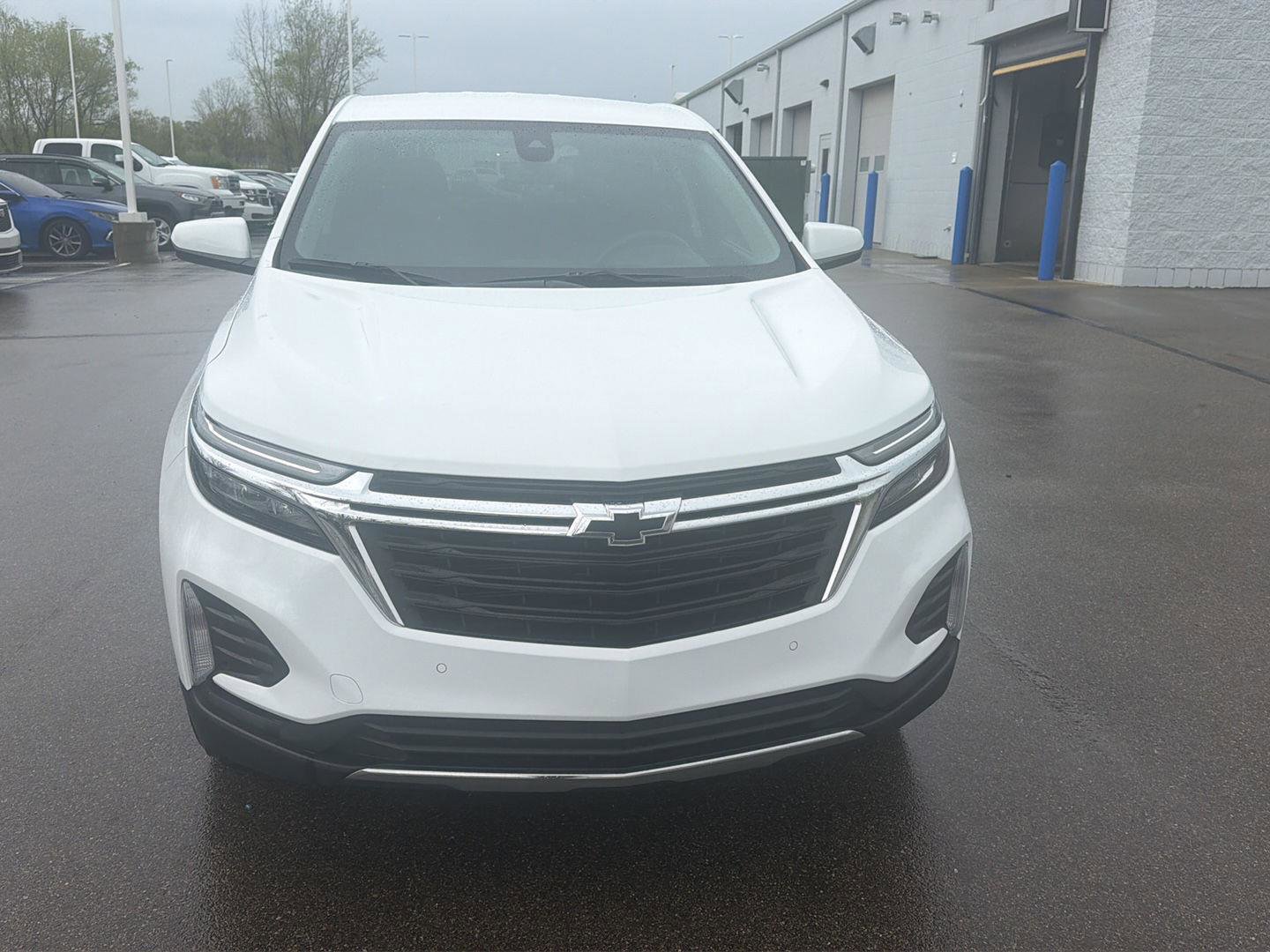 Used 2024 Chevrolet Equinox LT w/ LPO, Floor Liner Package AWD/4WD image 8