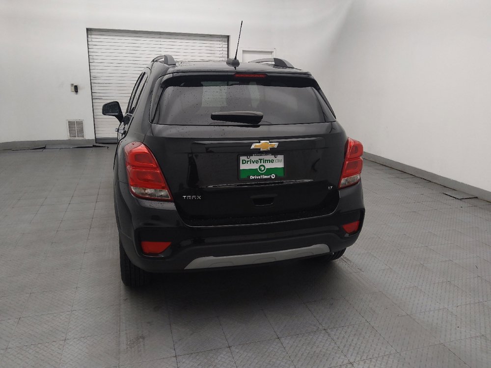 Used 2020 Chevrolet Trax LT w/ LT Convenience Package FWD image 6