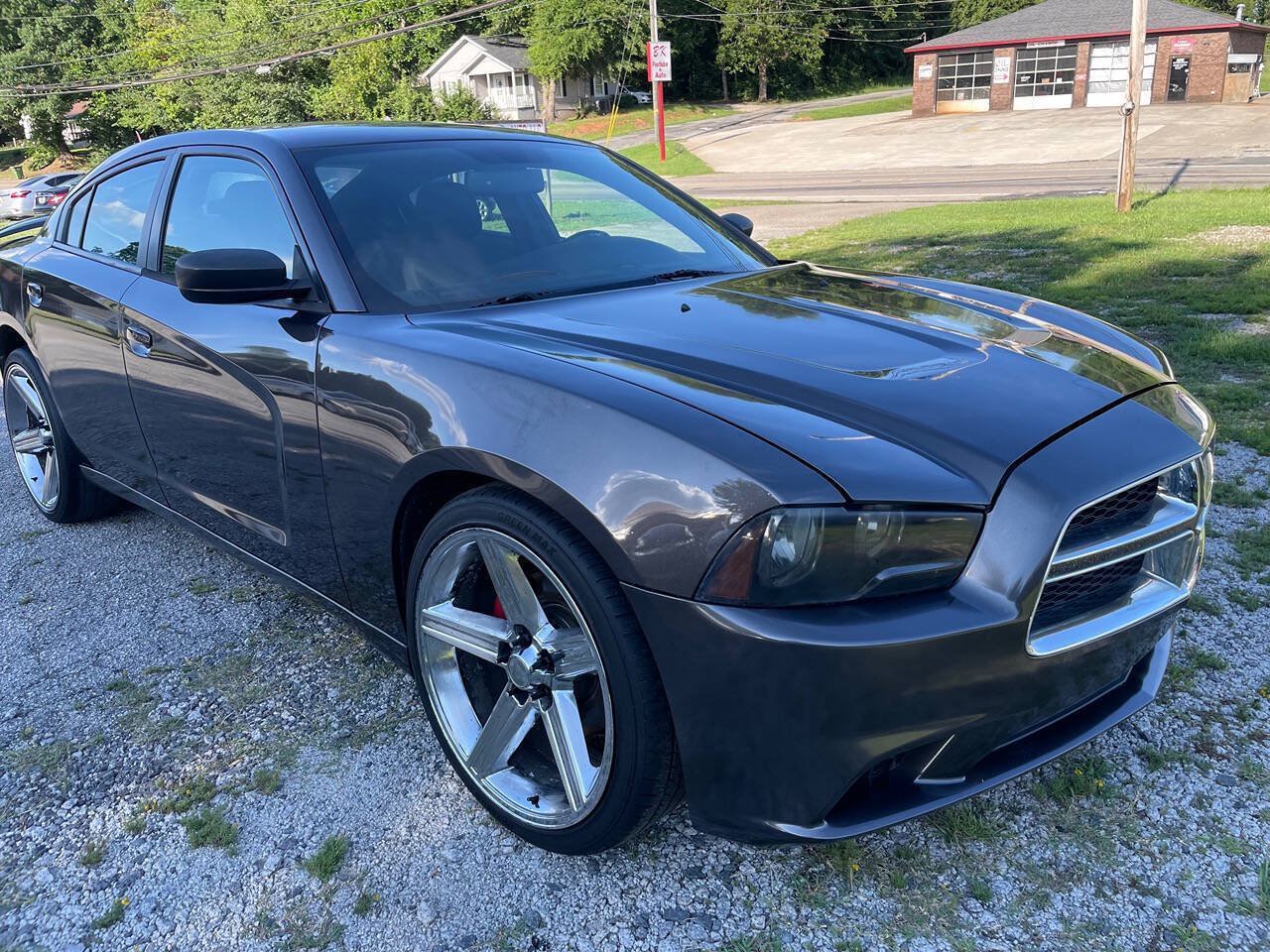 Used 2014 Dodge Charger SE w/ Sport Appearance Group