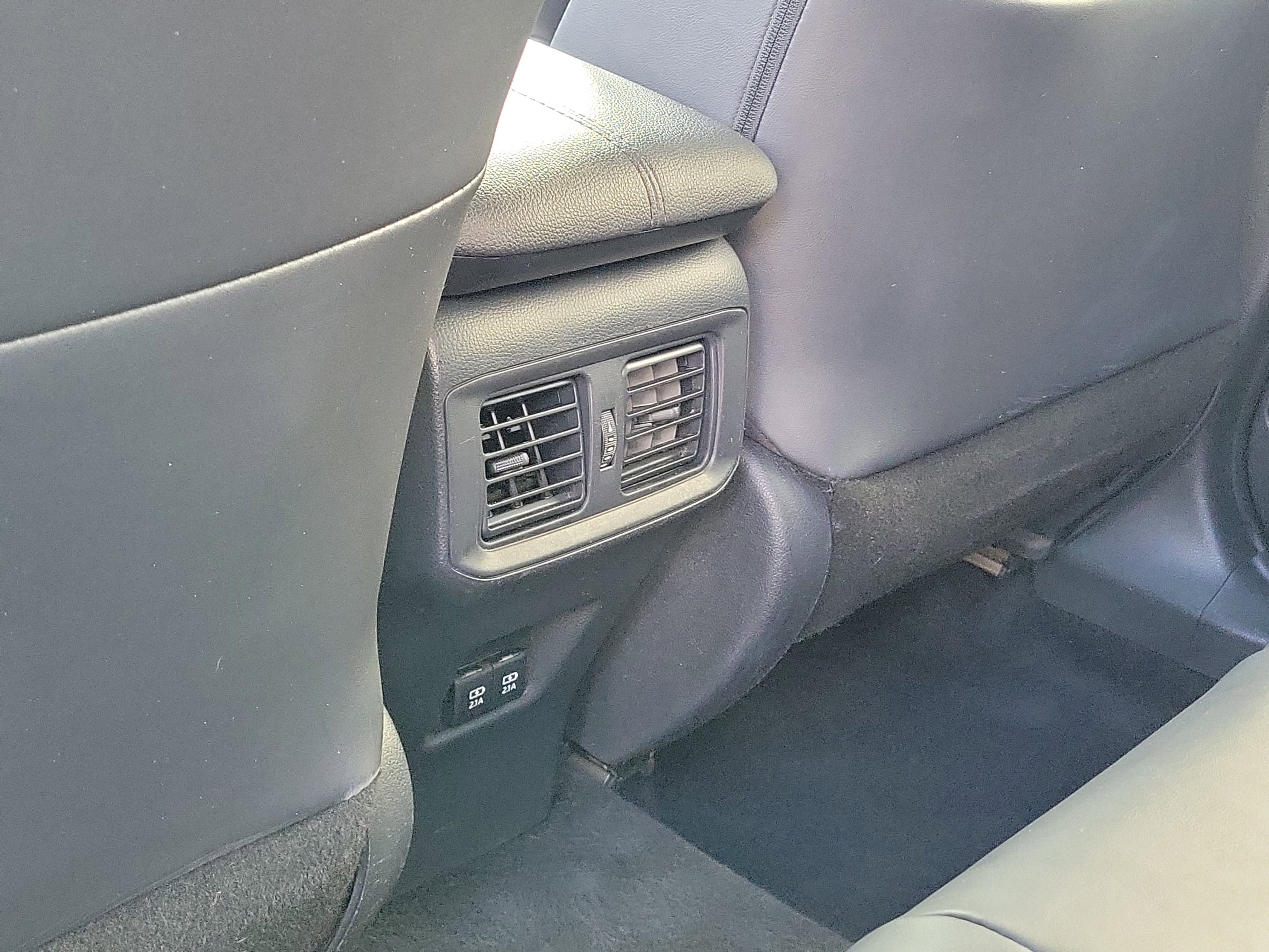 Used 2019 Toyota RAV4 XSE w/ XSE Weather Package image 15