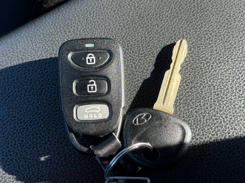 Used 2018 Hyundai Elantra SEL w/ Cargo Package FWD image 20